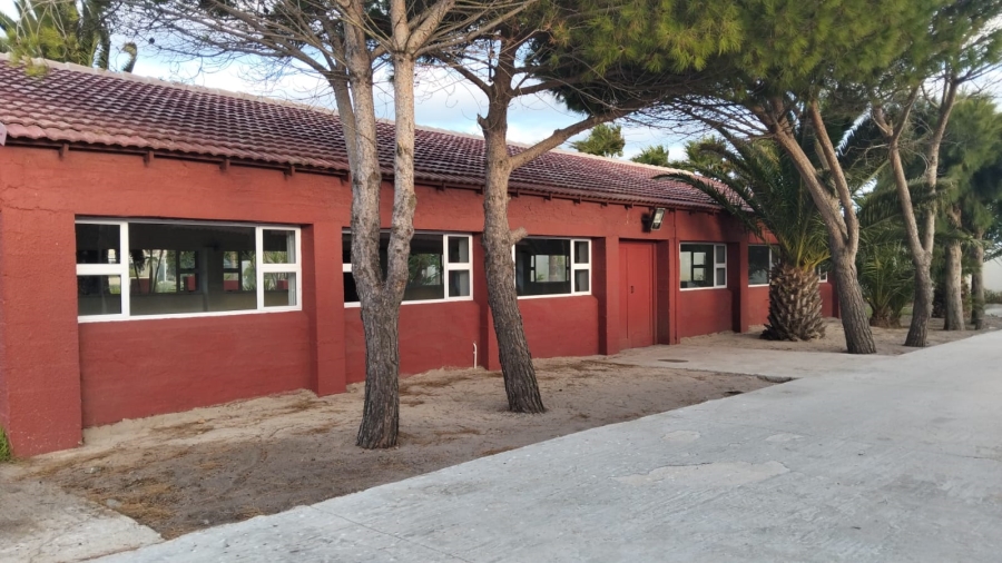 10 Bedroom Property for Sale in Klawer Western Cape